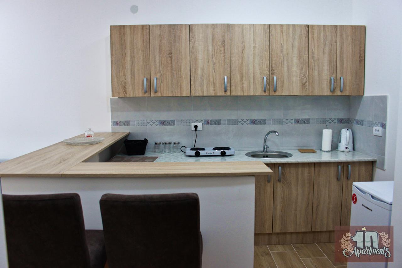 10 Apartments Novi Sad Esterno foto